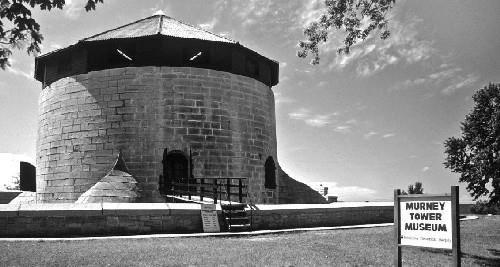 View of Murney Tower.; Parks Canada Agency / Agence Parcs Canada 2007.