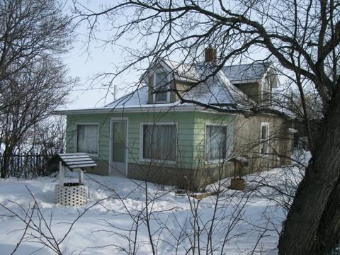 Mossbank and District Museum Inc., 2009; Robertson, 2009