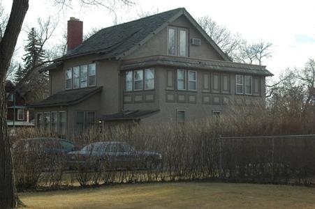 Aden Bowman Residence, facing South-West; Winkel, 2009