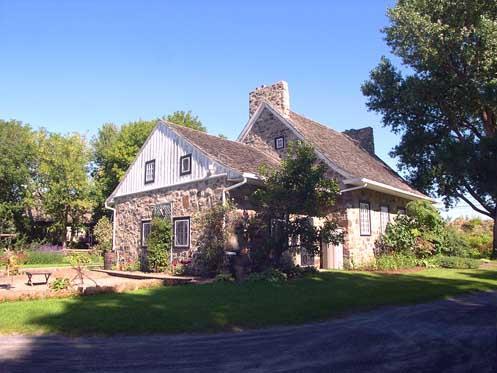 Maison de Saint-Hubert; Ministère de la Culture, des Communications et de la Condition féminine, Jean-François Rodrigue, 2004