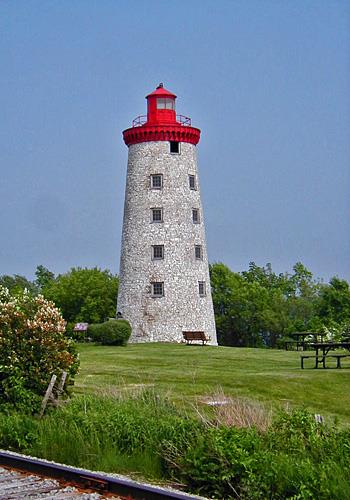 General view of Battle of the Windmill, showing the remains of built features still associated with the battle including the windmill, 2006.; Parks Canada Agency / Agence Parcs Canada, Prescott, 2006.