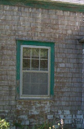The Merry House, Maitland Bridge, N.S., six-over-six windows, 2009.; Heritage Division, NS Dept. of Tourism, Culture and Heritage, 2009