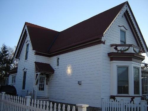 Of note is the bay window on the west elevation.; Kayla Jonas, 2008.