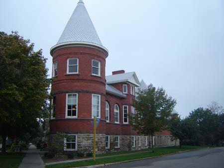 Featured is the round tower and its peaked roof.; Kayla Jonas, 2007.