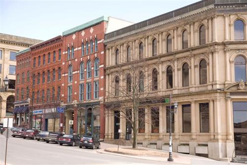 View of the King Street façade of the building.; Commercial Properties Limited