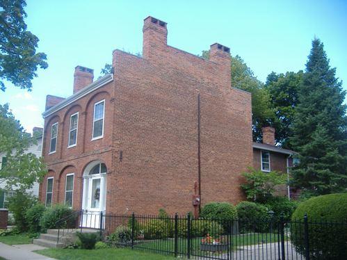 McDougal-Harrison House on Queen Street, of note are the gables and end chimneys.; Callie Hemsworth, 2008