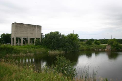 Contextual view, from the northeast, of the Oak Point Quarry, Oak Point area, 2009; Historic Resources Branch, Manitoba Culture, Heritage and Tourism, 2009