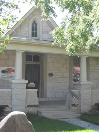 Of note is the gothic window in the front gable; Paul Dubniak, 2008.