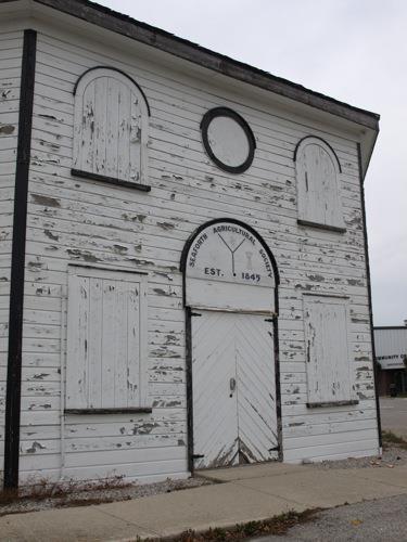 Of note is the shiplap exterior.; Kayla Jonas, 2008.