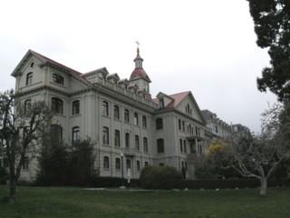 Exterior view of St. Ann's Academy, 2004.; City of Victoria, Liberty Walton, 2004.
