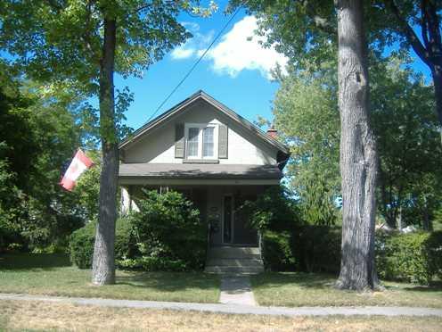 Front facade of Bridgetender's House; Katie Hemsworth, Brock University, 2007