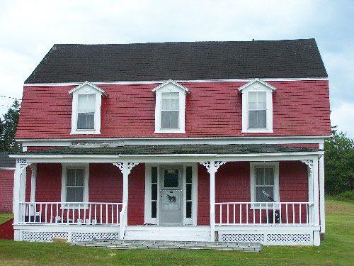 Front elevation, Reynolds House, Queensport, NS; Heritage Division, NS Department of Tourism, Culture and Heritage, 2009