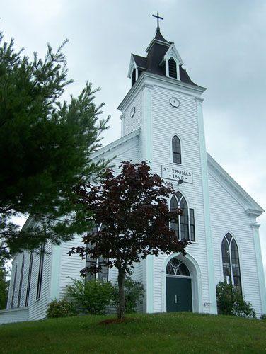 Front and side elevation, St. Thomas Church, Salmon River Lake, NS; Heritage Division, NS Department of Tourism, Culture and Heritage, 2009