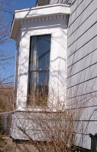 This image shows the side bay window; City of Saint John, 2008