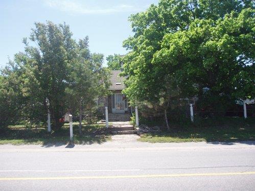 Of note is the front porch.; Paul Dubniak, 2008.
