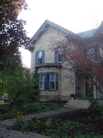 Of note are the heavy eave brackets and decorative bargeboard.; Paul Dubniak, 2008.