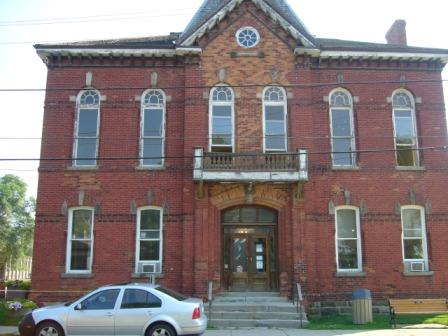Of note are the tall arched windows.; Kirsten Pries, 2008.