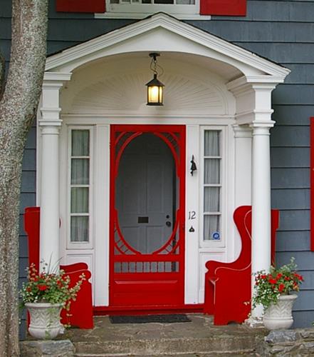 This image shows the entrance details of the residence; City of Saint John, 2008