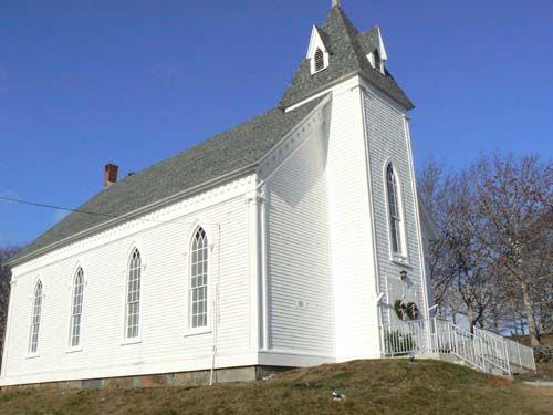 Façade/East gable end and south ridge wall, Argyle Historic Church and Cemetery, Tusket, NS; Heritage Division, NS Dept. of Tourism, Culture and Heritage, 2009