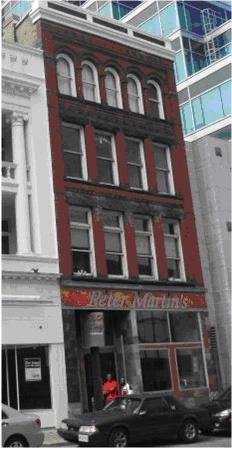 Of note are the variations of windows and detailing between the four storeys.; Chelsey Tyers, 2008.