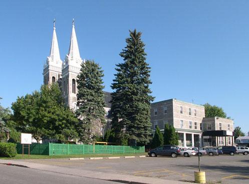 Ensemble institutionnel de Saint-Romuald; Conseil du patrimoine religieux du Québec, 2003