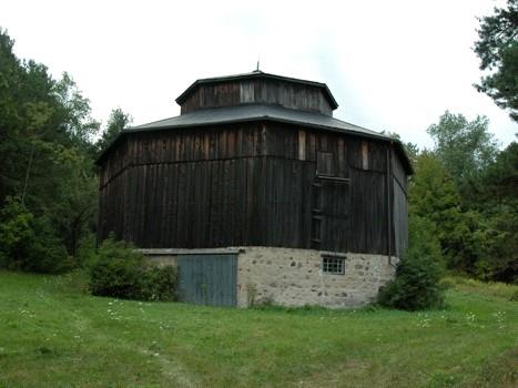 Featured is the vertical board and batten octagonal barn.; Sally Drummond, 2008.