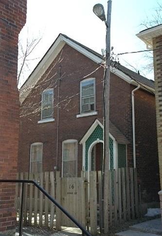 Of note is the covered gable porch.; Town of Milton, 2008.