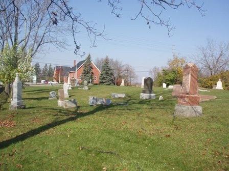 Of note is the location across from Munn's United Church.; Martha Fallis, 2008.