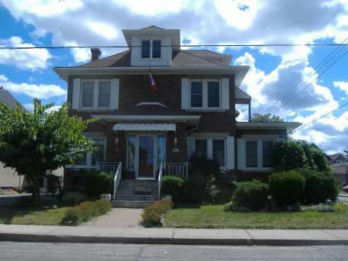 Lobosco-Foote House on State Street; Photo taken by Katie Hemsworth, Brock University, 2007