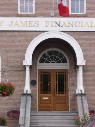 Of note is the arched entryway.; Kirsten Pries, 2008.