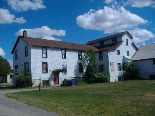 Vaughan Seed Company on Victoria Street; Callie Hemsworth, Brock University, 2007