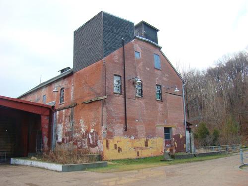 Sand-lime storage building looking southwest.; OHT, 2008