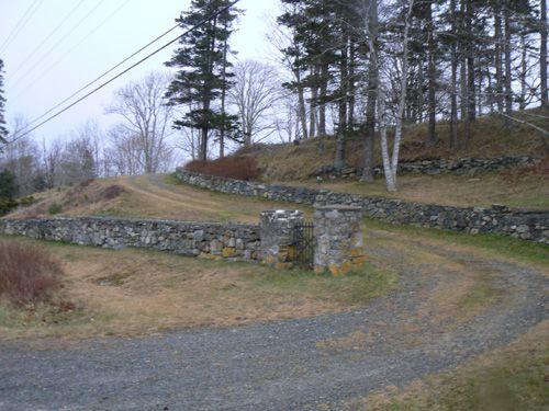 Curving Roadway Entry, Tusket Cemetery, Tusket, NS, 2009.; Heritage Division, NS Dept. of Tourism, Culture & Heritage, 2009.