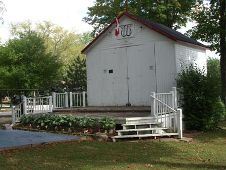 Featured is the bandshell.; Kayla Jonas, 2008.