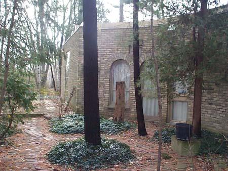 Of note are the studio windows, many of which were salvaged.; City of London, Planning and Development Department, 2004.