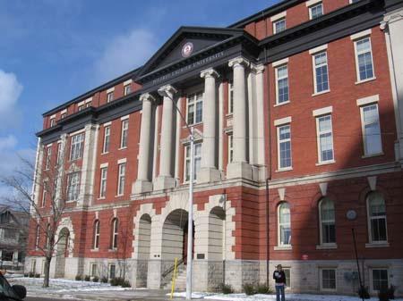 Detailed view of the façade depicting its Neo-Classical architecture.; Lindsay Benjamin, 2007.