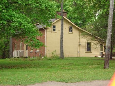 Of note is the addition on the rear of the building.; Paul Dubniak, 2008.