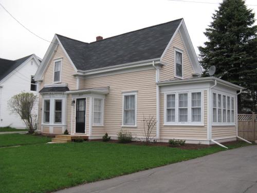 Showing southeast elevation; City of Summerside, 2009