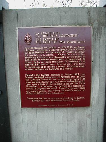 General view of the Historic Sites and Monuments Board of Canada plaque and cairn, 2006.; Parks Canada Agency / Agence Parcs Canada, 2006.