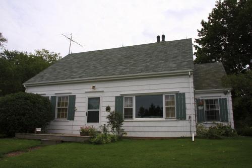 Showing front elevation; Province of PEI, 2009