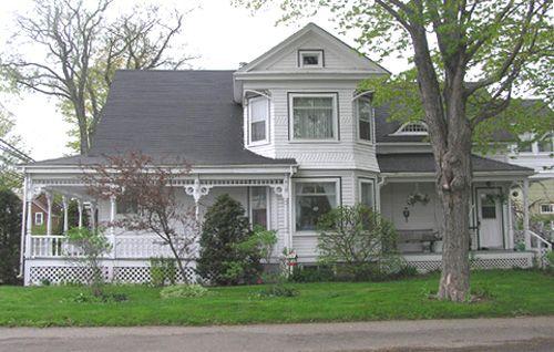 Abram K. Feetham  House, west elevation, 2004; Heritage Division, N.S. Dept. of Tourism, Culture and Heritage, 2004