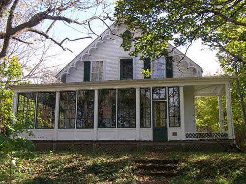 The front (north) elevation of the Colin Locke House in the Town of Lockeport, NS; NS Dept. of Tourism, Culture & Heritage, 2009