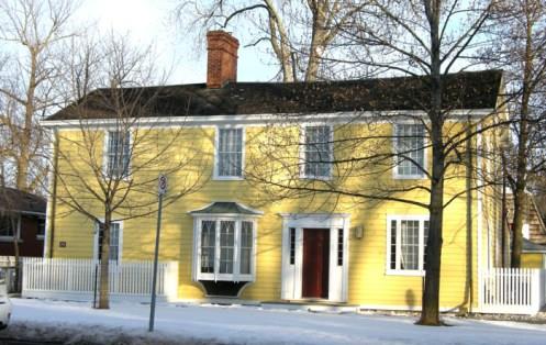 Of note is the asymmetrical facade and the clapboard exterior.; Town of Niagara-on-the-Lake, 2010