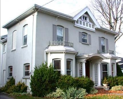 Of note is the three-bay facade.; City of Brantford, nd.