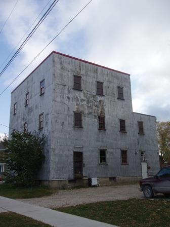 Of note are some of the original 6-over-6 sash windows.; Paul Dubniak, 2008.