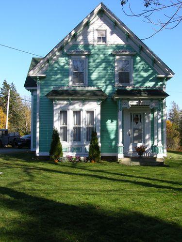 The front (west) elevation of the Enos W. Page House in the Town of Lockeport, NS.; Heritage Division, NS Dept. of Tourism, Culture & Heritage,2009