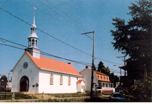 General view of the Notre-Dame-de-Lorette Church, 1999.; Olivier Larochelle, Parks Canada Agency / Agence Parcs Canada, 1999.