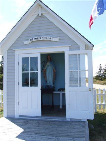 The chapel showing the interior at the Pointe à Major Cemetery, Belliveau's Cove, NS.; Heritage Division, NS Dept. of Tourism, Culture & Heritage, 2009