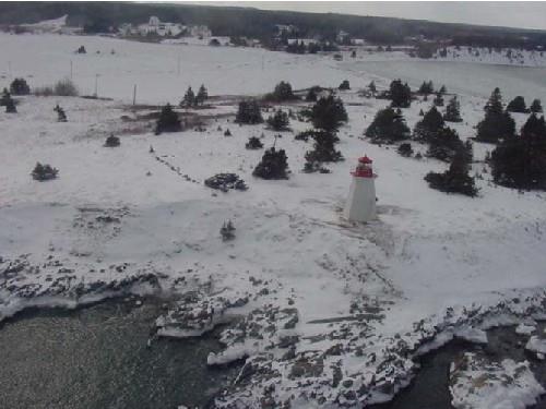 Aerial view of the Gabarus Light Tower, 2004.; Department of Fisheries and Oceans / ministère des Pêches et des Océans, 2004.
