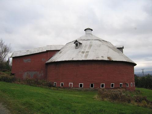 Grange ronde de Mansonville; Ministère de la Culture, des Communications et de la Condition féminine, Jean-François Rodrigue, 2009